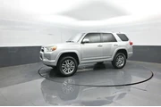 $19401 : Toyota 4Runner 2013 AWD Limi thumbnail