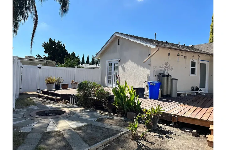 $1400 : Garden Grove - Available image 4