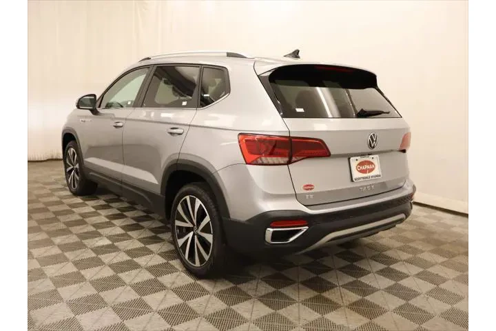 $19130 : Volkswagen Taos 2024 SE 4dr image 3