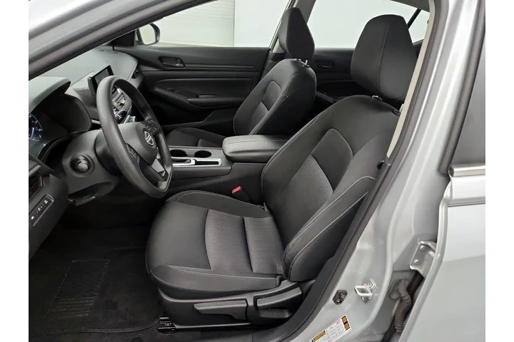 $19998 : Nissan Altima 2023 2.5 S 4dr image 10