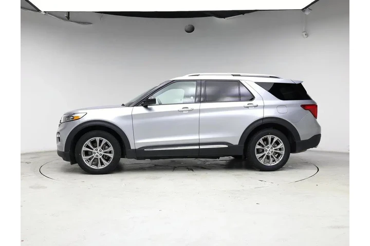 $27998 : Ford Explorer 2023 AWD Limit image 3