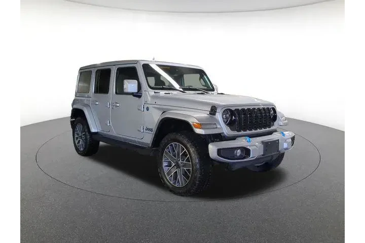 $39000 : Jeep Wrangler 2024 4x4 High image 3