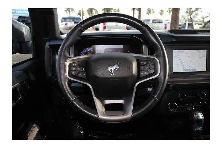 $35788 : Ford Bronco 2022 4x4 Outer B image 3