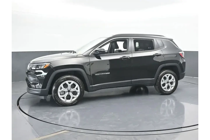 $27994 : Jeep Compass 2026 4x4 Latitu image 2