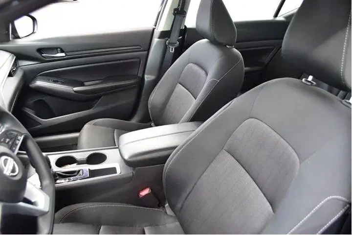 $20494 : Nissan Altima 2025 2.5 SV 4d image 9