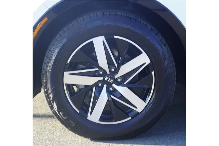 $20500 : 2021 Sorento EX image 8