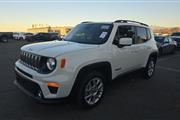 Pre-Owned 2021 Renegade Latit en Milwaukee