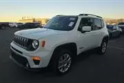 Pre-Owned 2021 Renegade Latit en Milwaukee