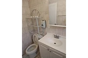 $2500 : CASA EN RENTA EN L.A. 90044 thumbnail
