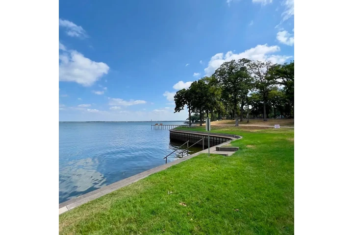 Baselisa Fontes–Rendon Realty image 7