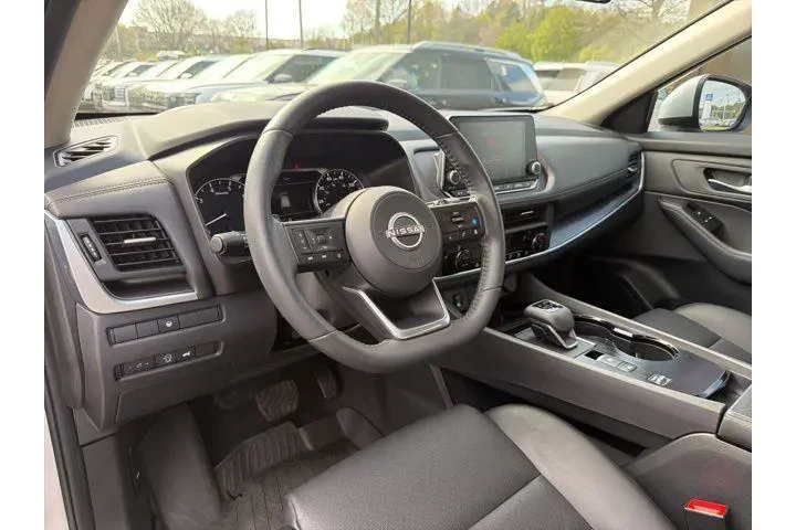 $23784 : Nissan Rogue 2024 SV 4dr Cro image 10