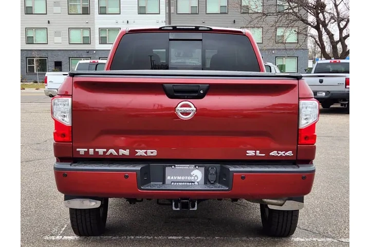 $25974 : 2018 Titan XD SL image 10