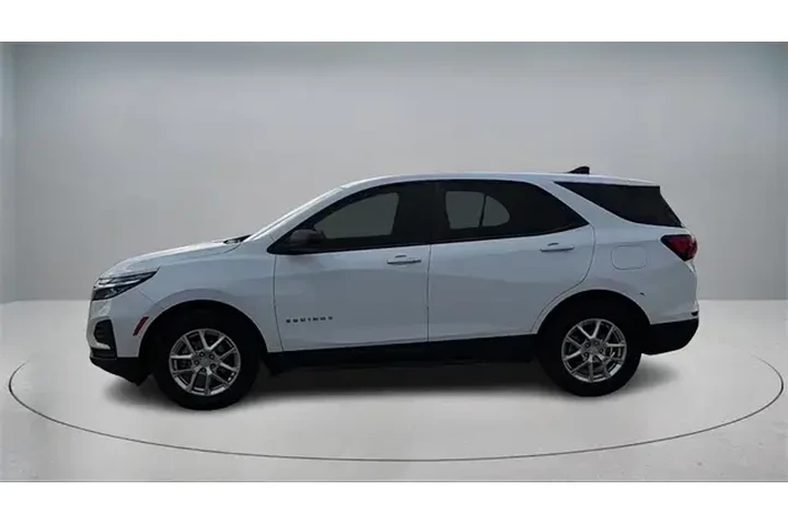 $19689 : Chevrolet Equinox 2023 LS 4d image 7