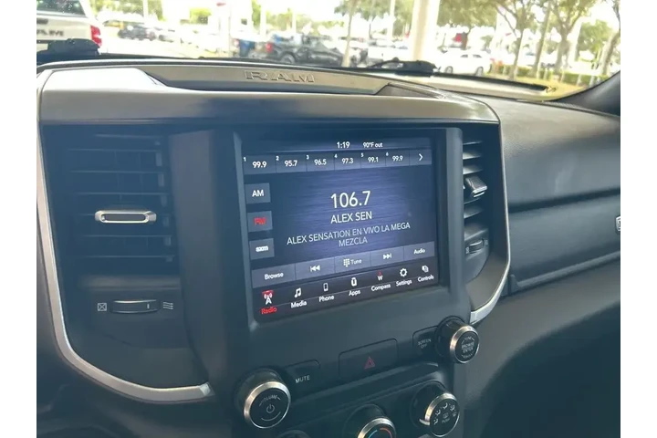 $25832 : Ram 1500 2021 4x2 Big Horn 4 image 7