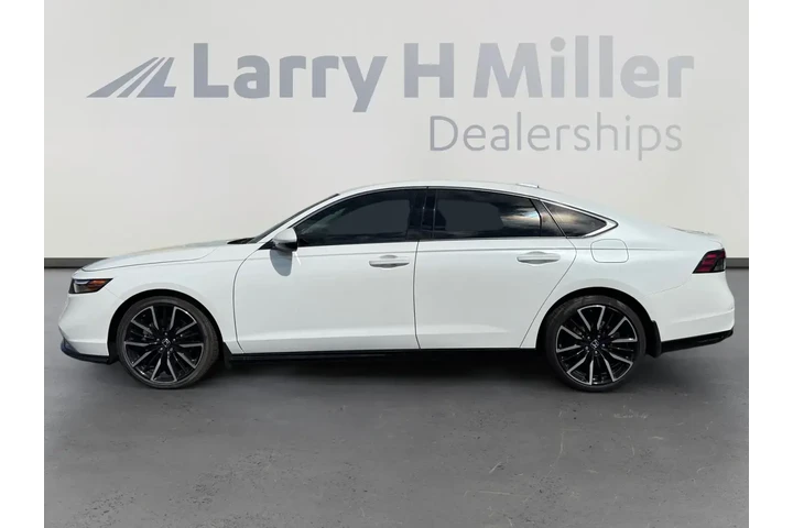 Honda Accord Hybrid 2024 Tou image 2