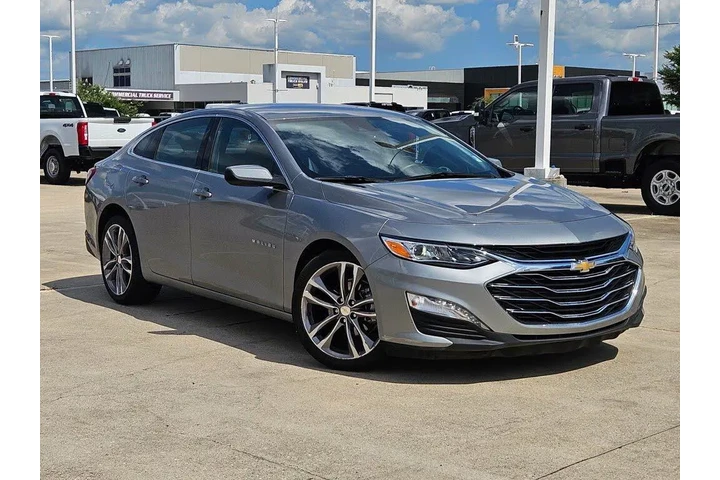 $21125 : Chevrolet Malibu 2024 LT 4dr image 1
