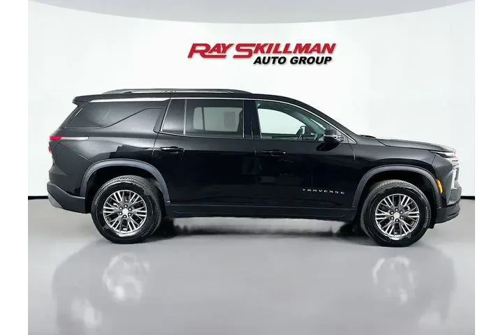 $39975 : Chevrolet Traverse 2025 4X4 image 8