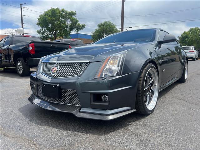 $36888 : 2011 CTS-V Base, 700 WHEEL HO image 4