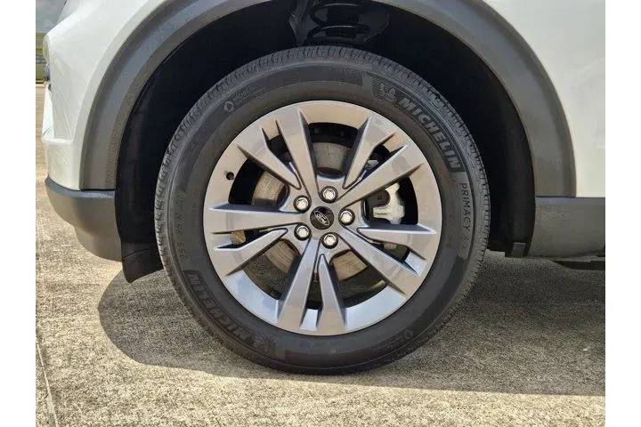 $32400 : Ford Explorer 2022 AWD XLT 4 image 10