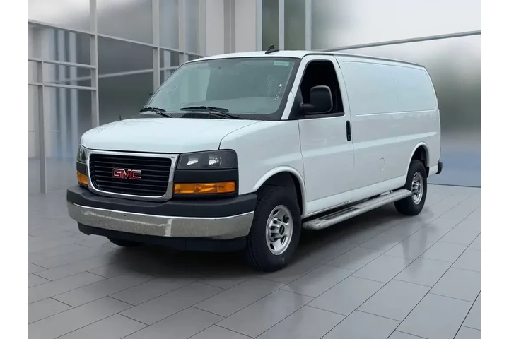 $32488 : GMC Savana 2024 2500 3dr Car image 1