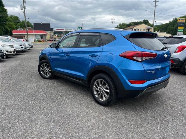 $9990 : 2016 TUCSON image 5