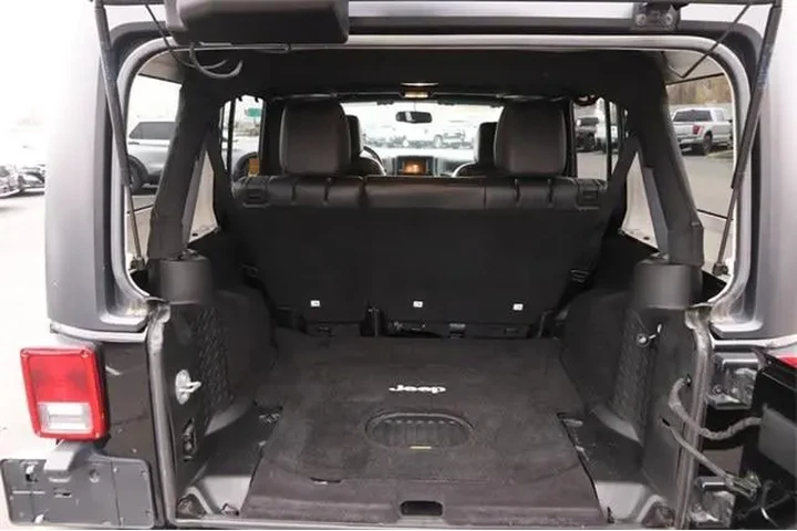 $21950 : Jeep Wrangler Unlimited 2016 image 8