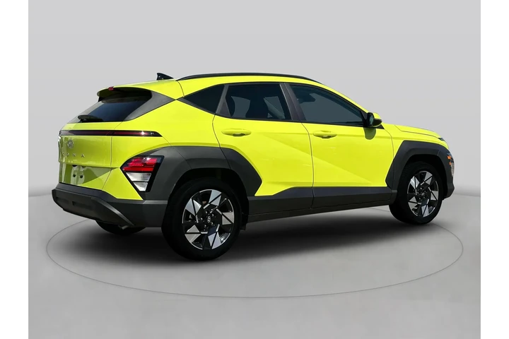 $20960 : Hyundai KONA 2024 SEL 4dr Cr image 8