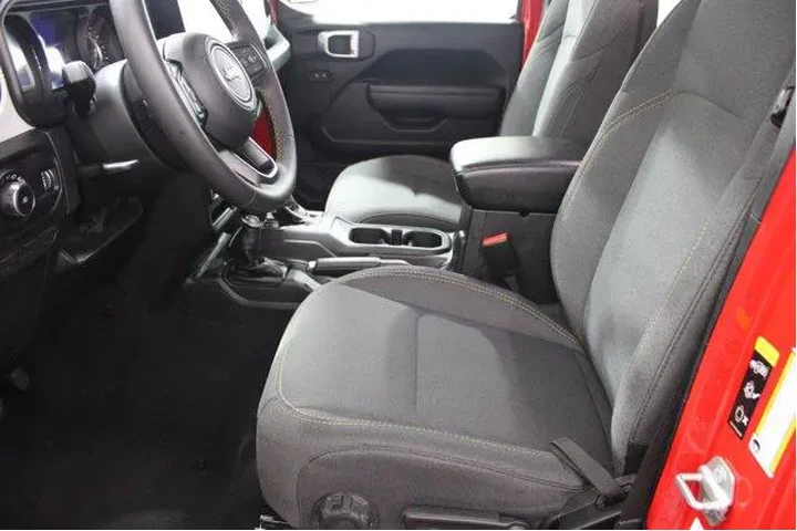 $39919 : Jeep Wrangler 2024 4x4 Sport image 4