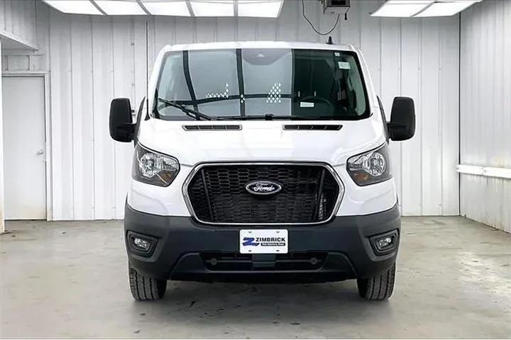 $32990 : Ford Transit 2024 250 3dr SW image 3