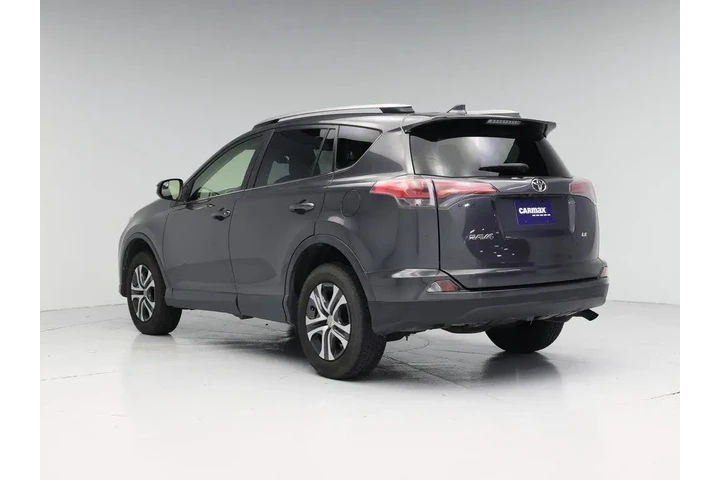 $19998 : Toyota RAV4 2017 LE 4dr SUV image 2