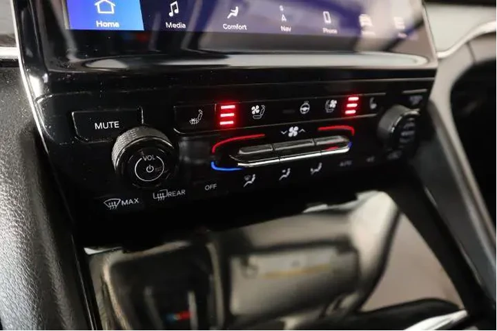 $25243 : Jeep Grand Cherokee L 2021 4 image 8