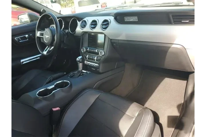 $13990 : Ford Mustang 2016 EcoBoost P image 8