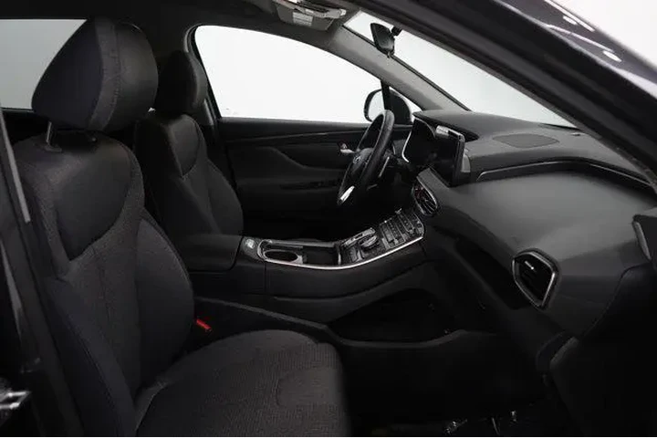 $26998 : Hyundai SANTA FE 2023 AWD SE image 10