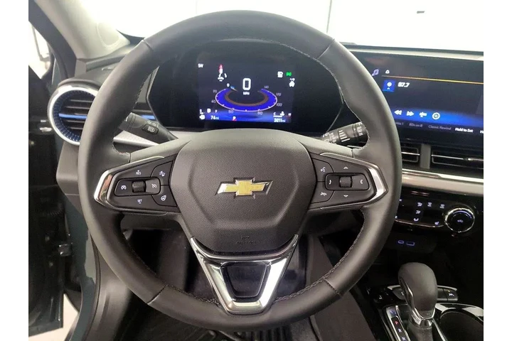 $24998 : Chevrolet Trax 2026 LT 4dr C image 10