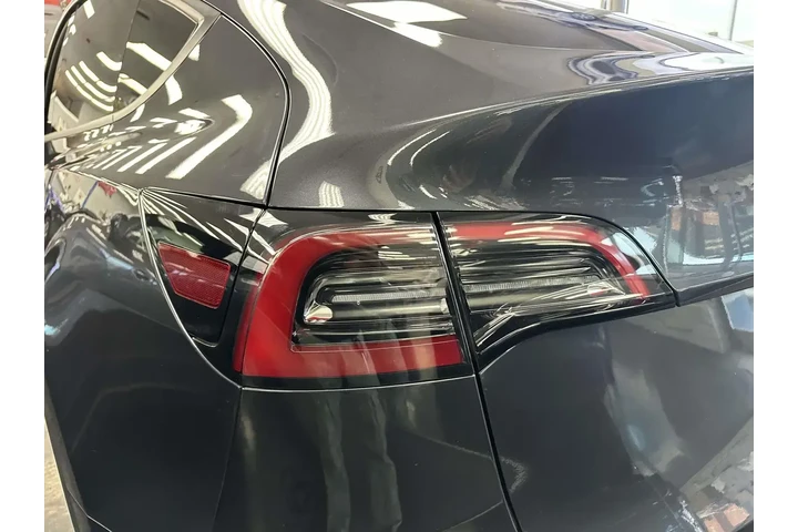 $36410 : Tesla Model Y 2024 AWD Long image 7