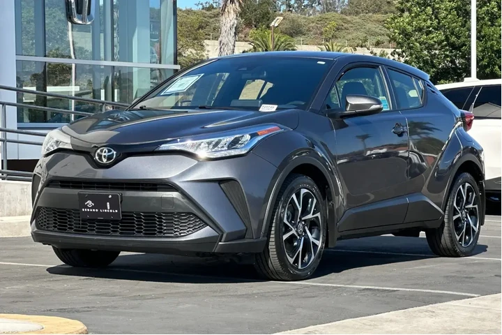 $21900 : Toyota C-HR 2022 XLE 4dr Cro image 7