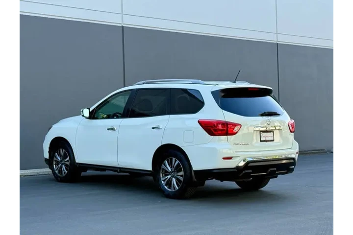 $12940 : 2018 Pathfinder S image 8