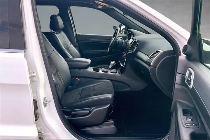 $19357 : Jeep Grand Cherokee 2021 4x4 image 5