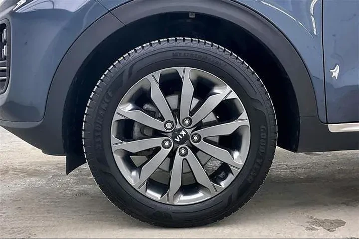 $10690 : Kia Sportage 2018 AWD EX 4dr image 10