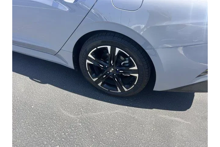 $23999 : Kia K5 2021 GT-Line 4dr Seda image 7