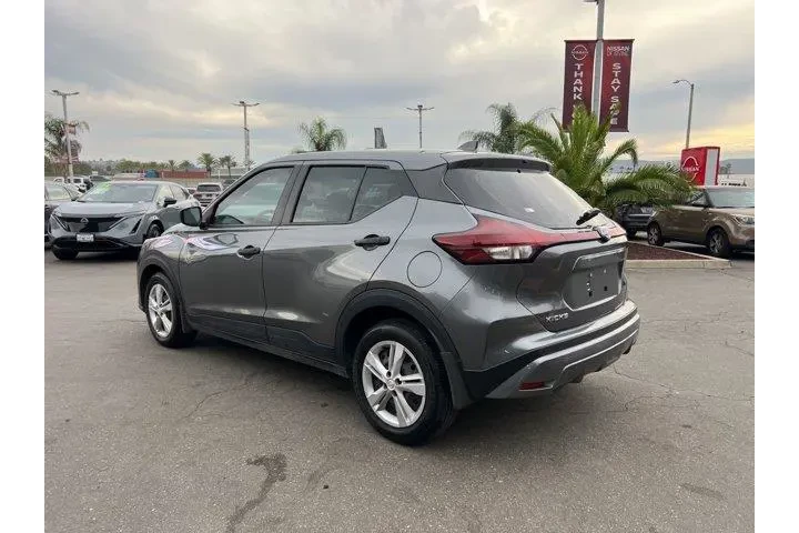 $16781 : Nissan Kicks 2024 S 4dr Cros image 4