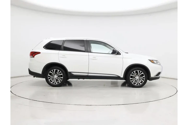 $17998 : Mitsubishi Outlander 2018 ES image 7
