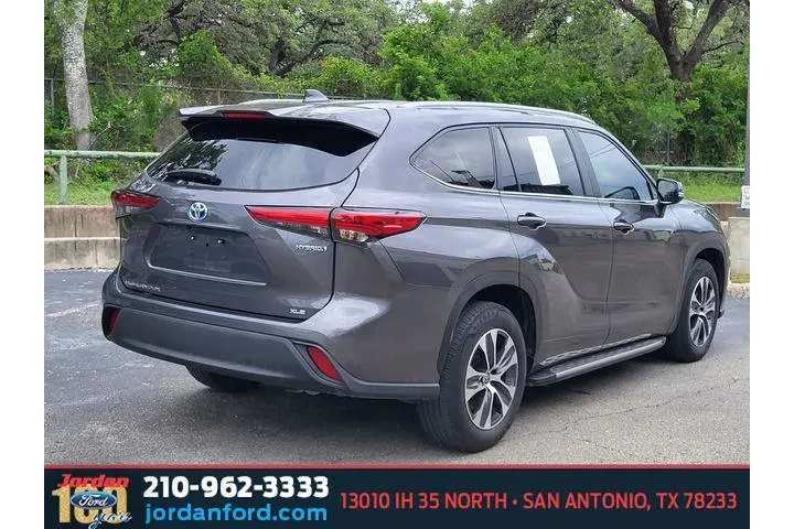 $39581 : Toyota Highlander Hybrid 202 image 5