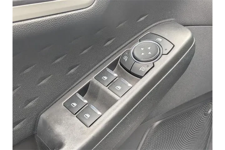 $14992 : Ford Escape 2020 SE 4dr SUV image 10