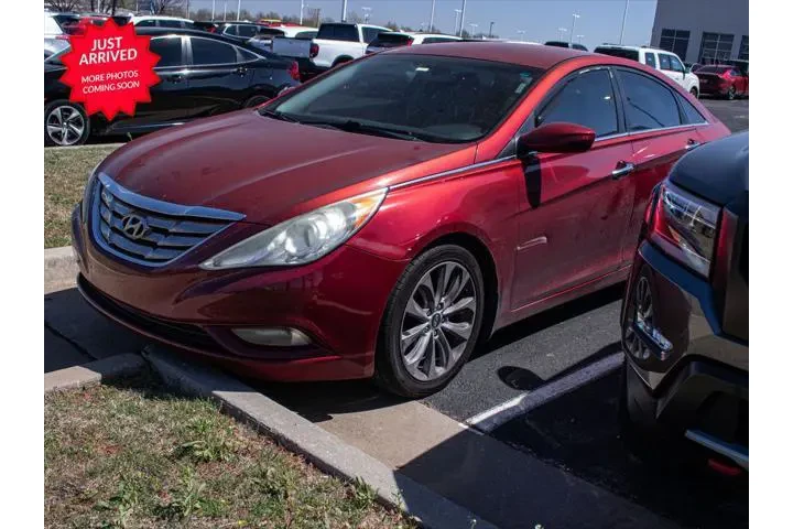 $5000 : Hyundai SONATA 2011 SE 2.0T image 1