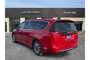 $37888 : Chrysler Pacifica Plug-In Hy thumbnail