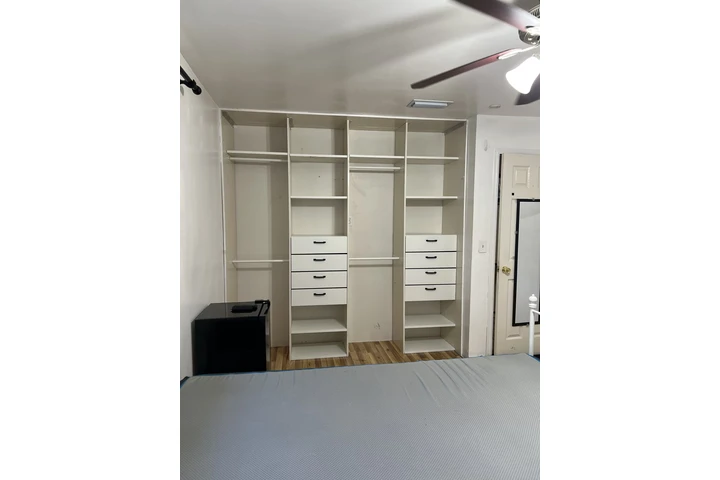 $950 : Se renta Cuarto image 2