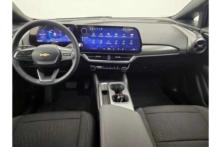 $27998 : Chevrolet Equinox EV 2025 LT image 9