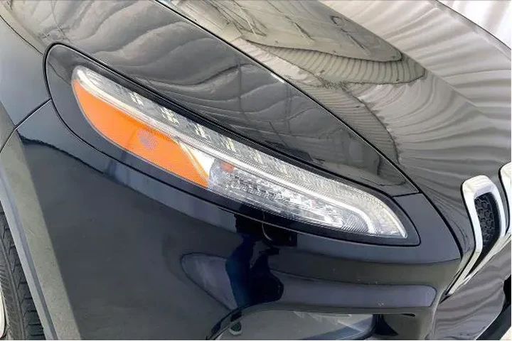 $13211 : Jeep Cherokee 2017 Latitude image 10