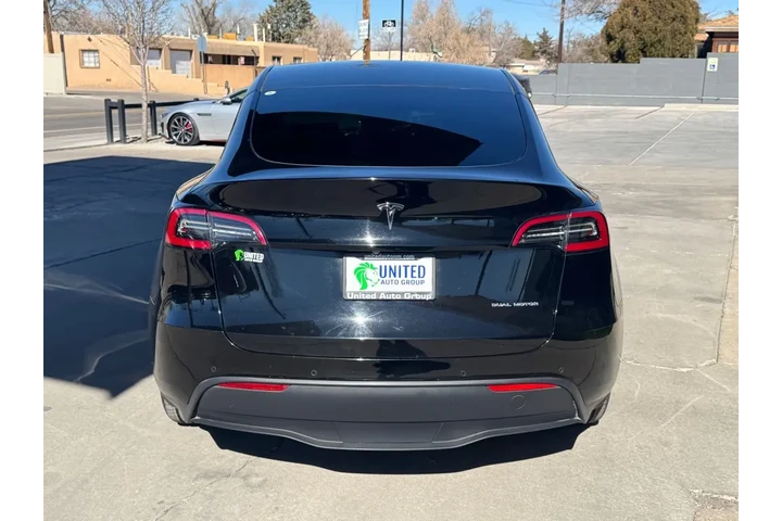 2020 Model Y Long Range image 6